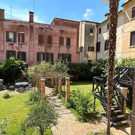 Zen Accommodation Grand Canal Veneza Exterior foto